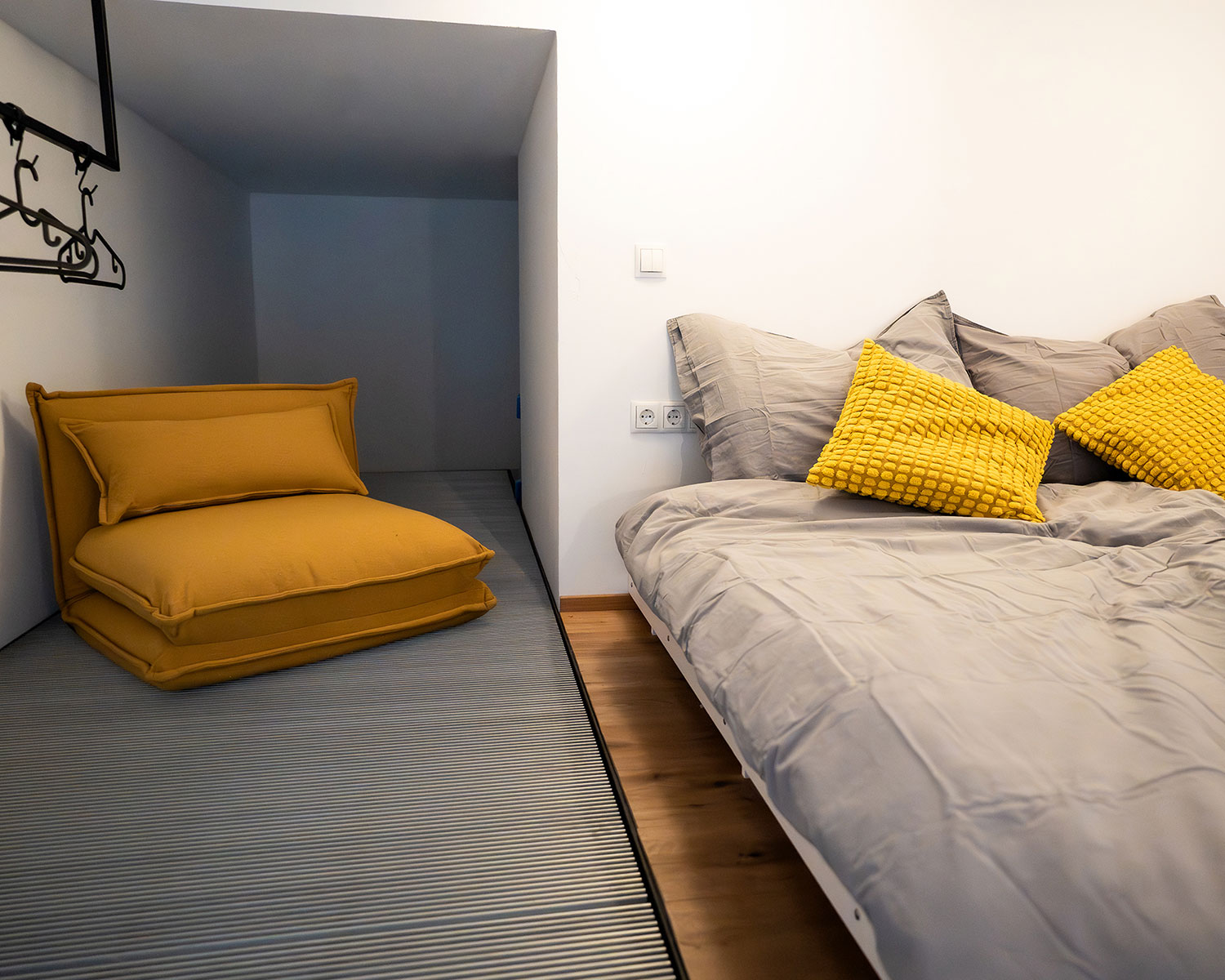 Loft-Apartment Innsbruck Schlafbereich auf der Empore