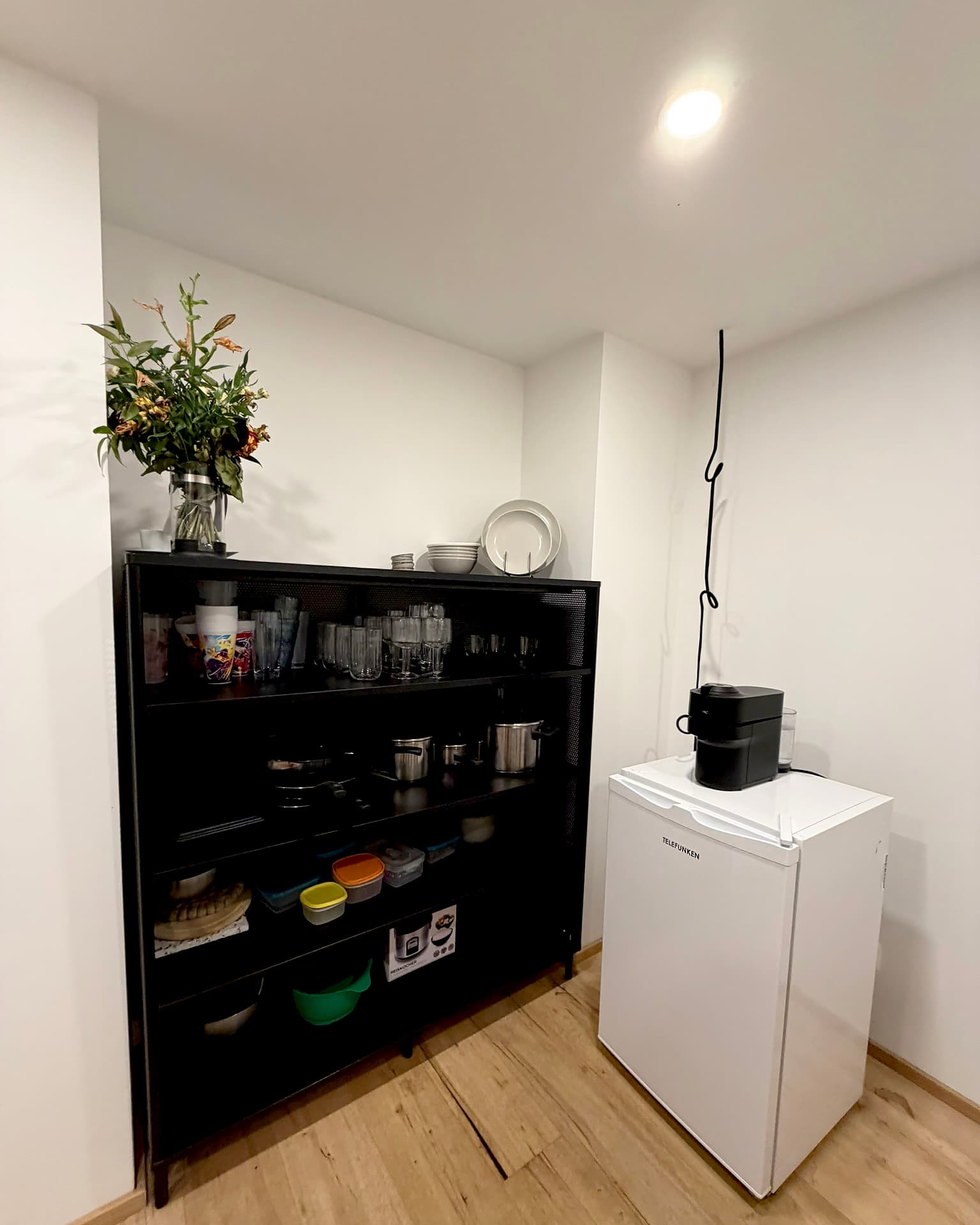 Modern furnished apartment Innsbruck bathroom detail