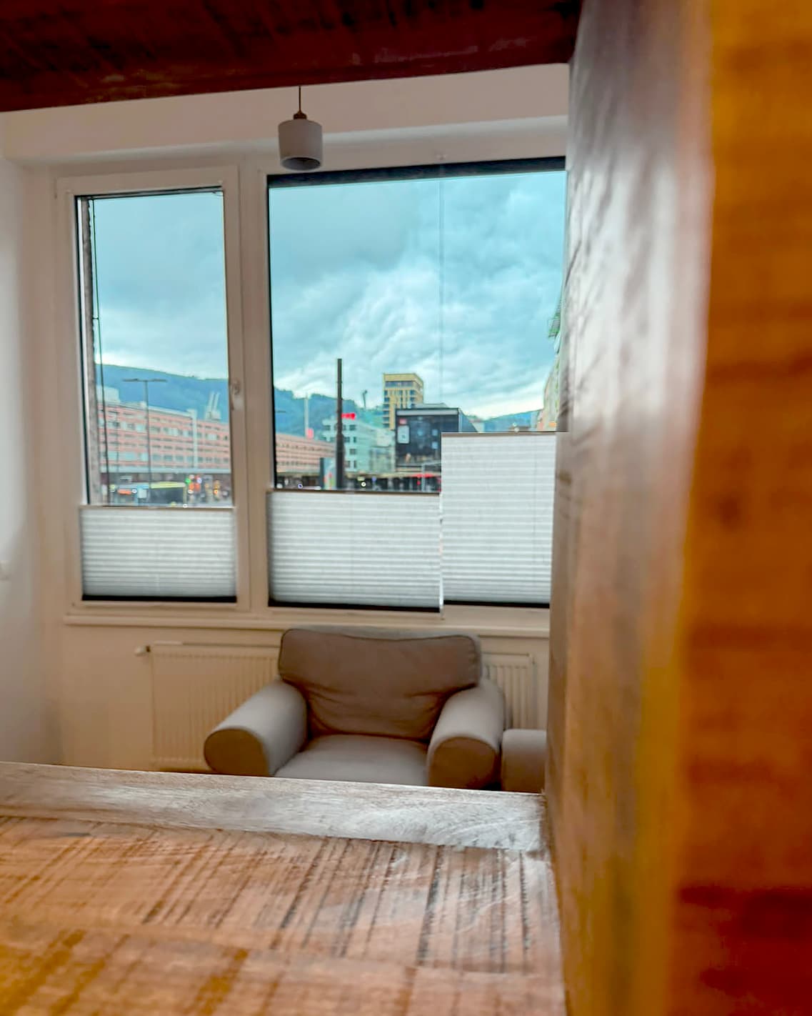 Möbliertes Micro-Loft Innsbruck praktischer Stauraum und Ausstattung